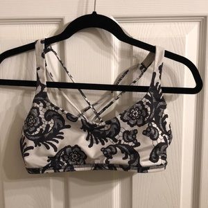 Lululemon Sports Bra Black and White